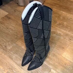 Steve Madden Black Studded Boots Size 8.5 – Pointed Toe Block Heel Cowboy Style